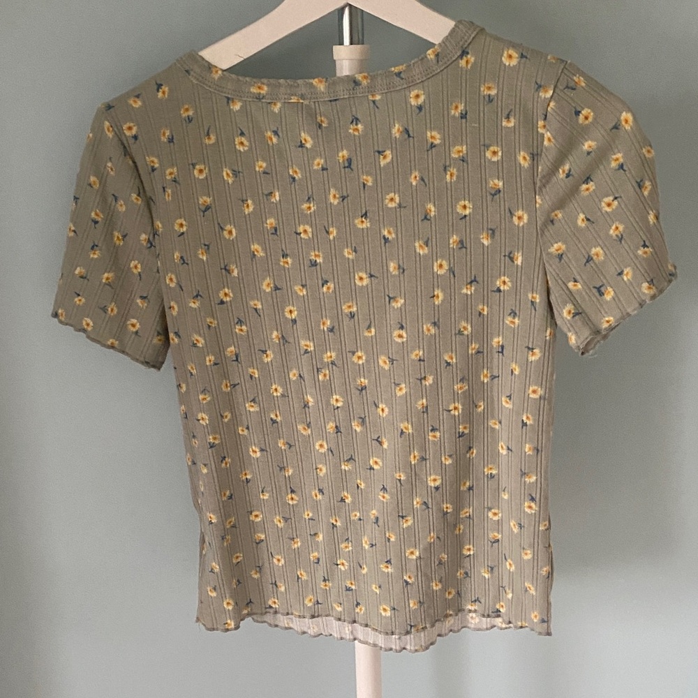 Floral Print Ribbed Women Top - Picture 3 of 3